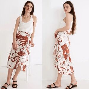 Madewell Ruffle LinenSkirt Size 2 Rust and White